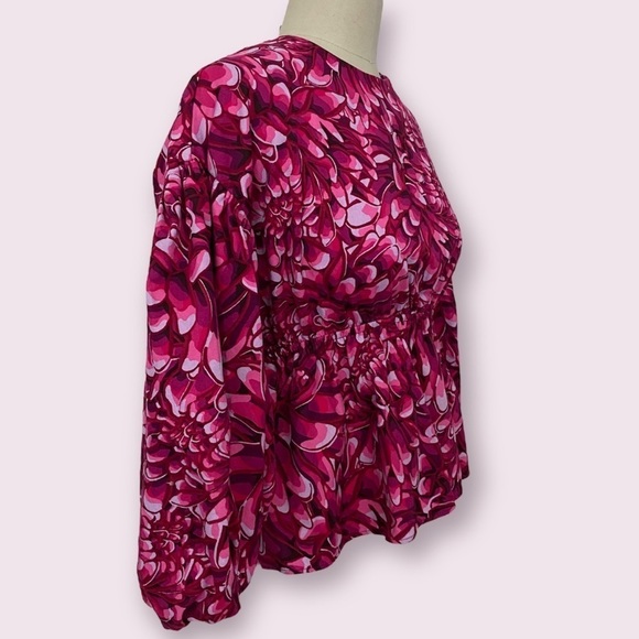 Woman's Pink Floral Open Back Scallop Blouse Kika Vargas for Target Pink Size S - Picture 2 of 8